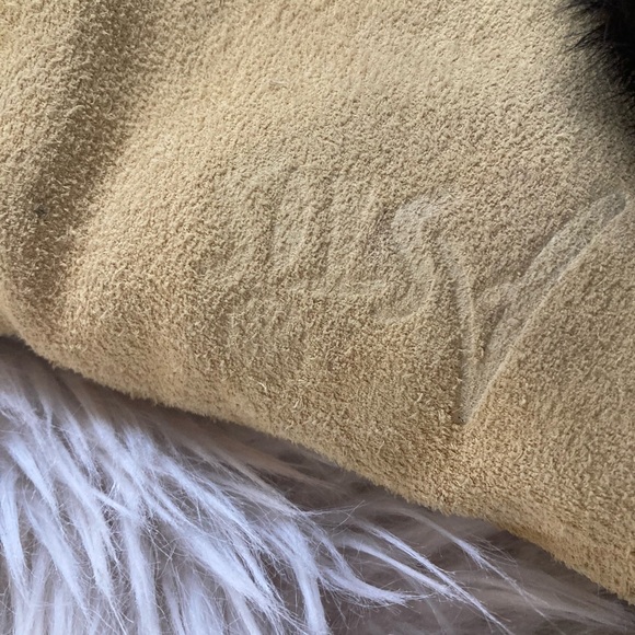 Astis Beaded Gauntlet Gloves - Picture 4 of 7